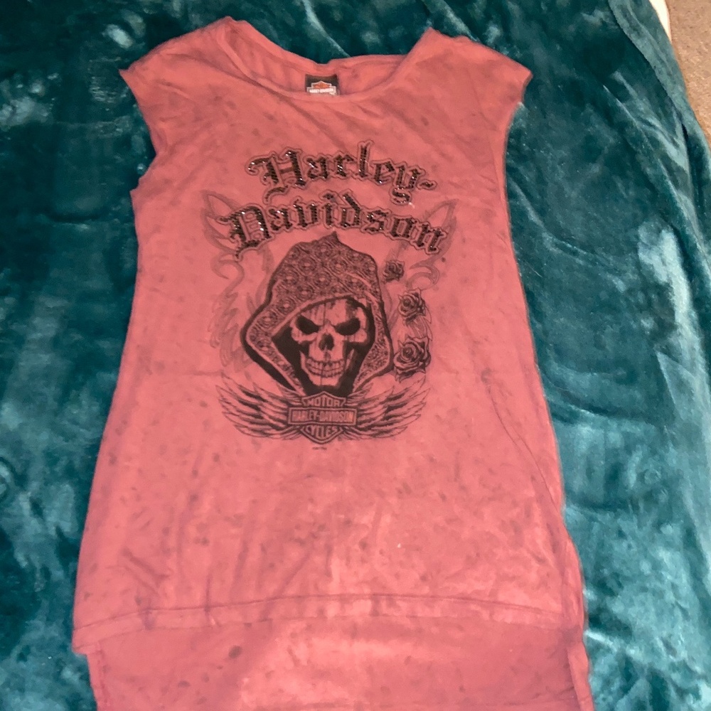 Woman’s Harley Davidson tank